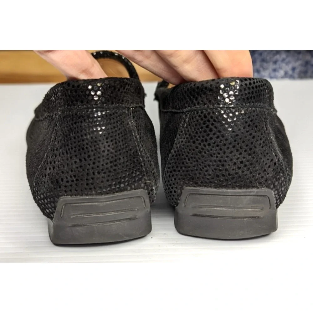 Vaneli Womens Black Glossy Embossed Faux Snakeskin Suede Slip On Penny Loafers 8